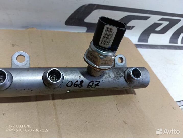 Топливная рампа Audi Q7 4L 3.0 BUG 2007