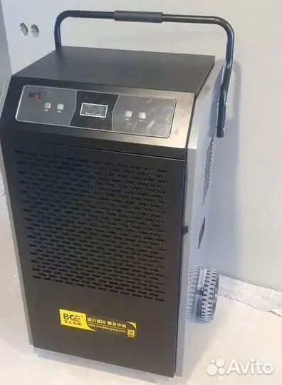 Осушитель для помещений 100-140 м²