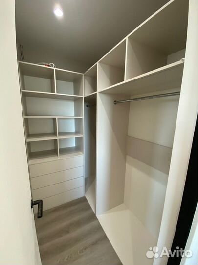 Гардеробная с подсветкой