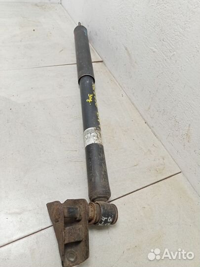 Амортизатор задний Тойота