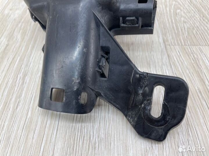 Кронштейн проводки Hyundai Solaris 1