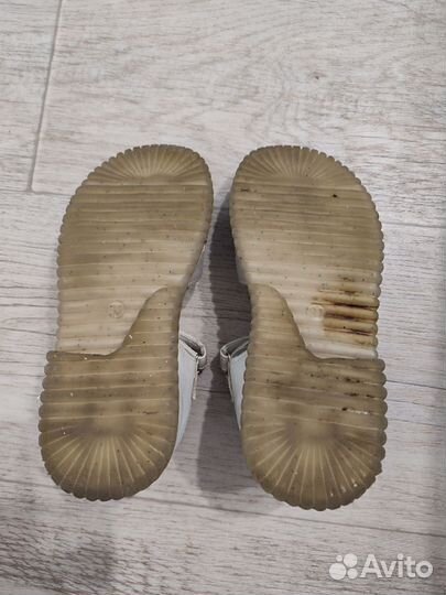 Сандалии для девочки