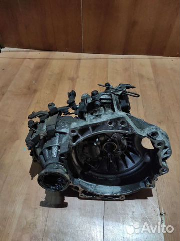 Коробка передач Гольф 4 1,4 / 1,6 DUU DUW