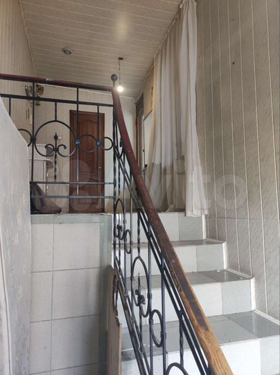 3-к. квартира, 98 м², 1/2 эт.