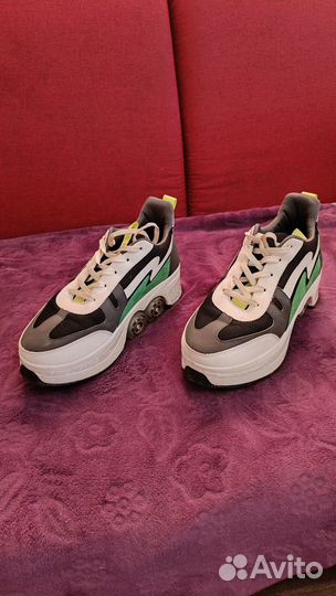 Кроссовки ролики 4 колеса