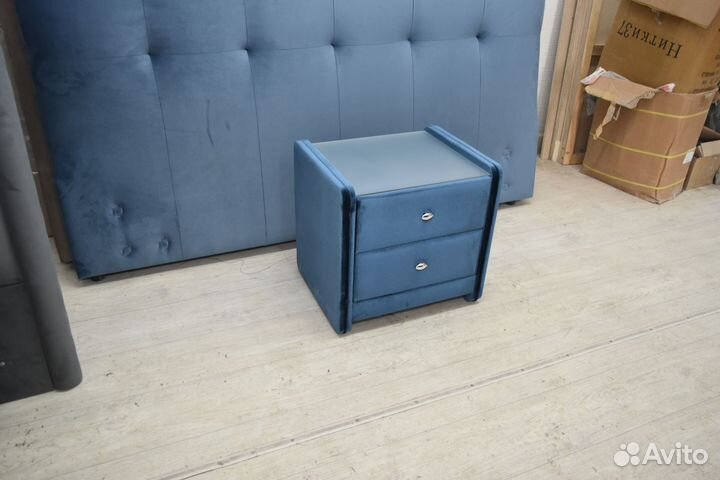 Тумба прикроватная