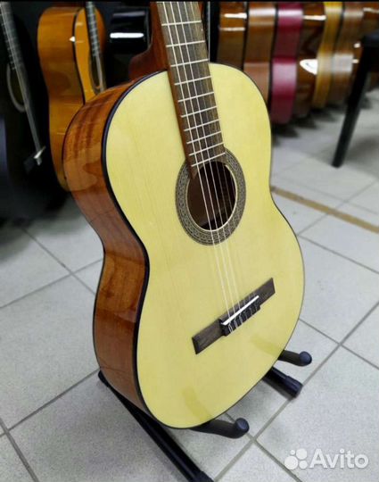 Классическая гитара cort ac100sg Yamaha c 40