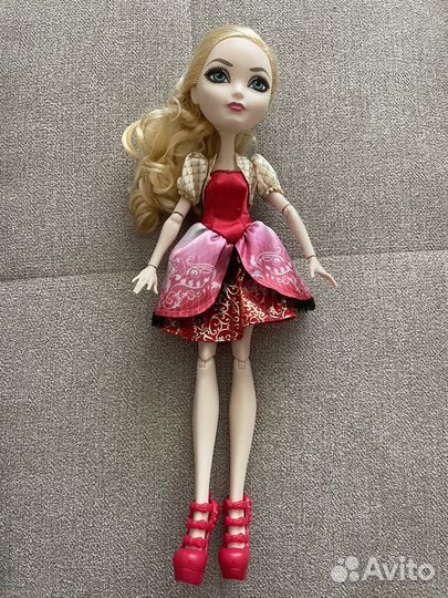 Кукла ever After high BBD52 Эппл Уайт