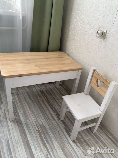 Детский стол и стул