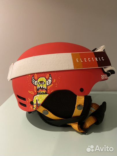 Шлем горнолыжный детский с очками