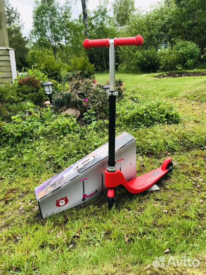 Самокат для маленьких светящиеся колеса