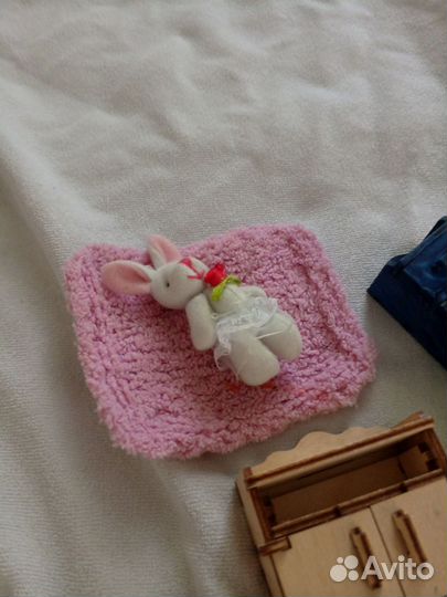 Мебель для кукольного домика деревянная