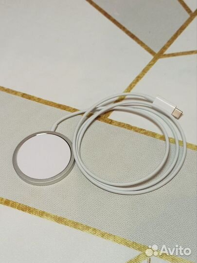 Apple MagSafe - Магнитное зарядное устройство