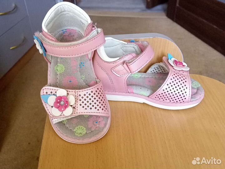 Обувь для девочки 22-23 размер пакетом