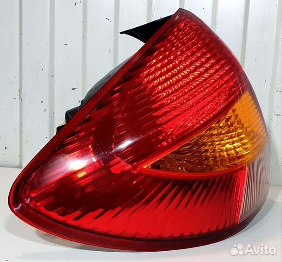 Фонарь задний левый Kia Rio 1 универсал