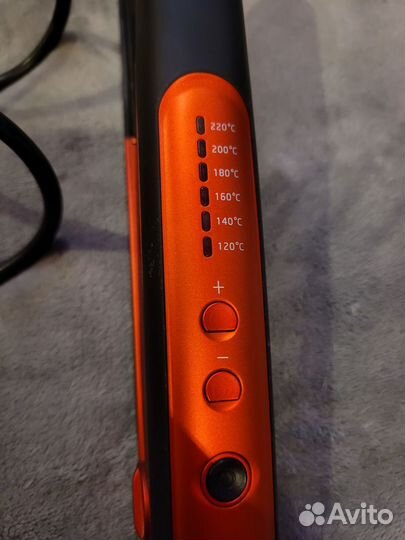 Выпрямитель для волос Redmond
