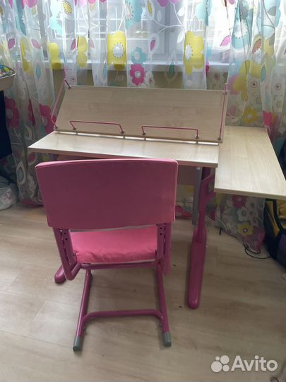 Стол парта с полкой Деми и стул