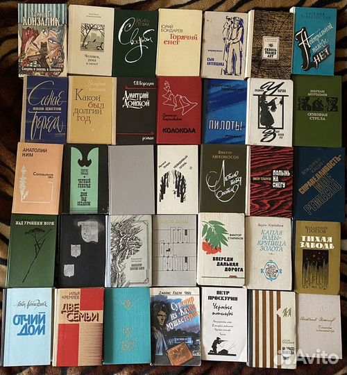 Книги, много советской литературы
