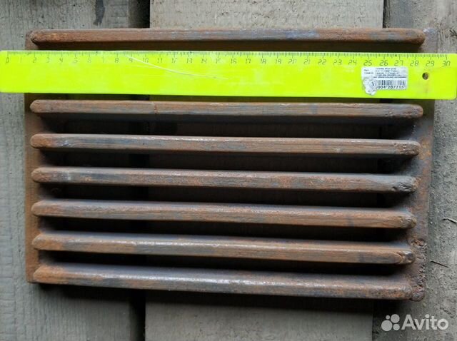 Колосник, чугунные дверцы