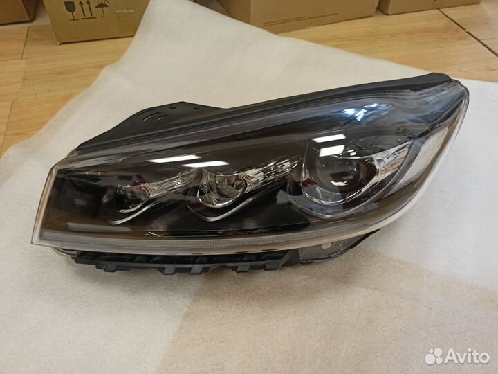 Фара левая KIS sorento prime