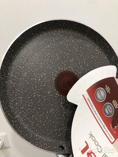 Сковорода Tefal блинная 22см