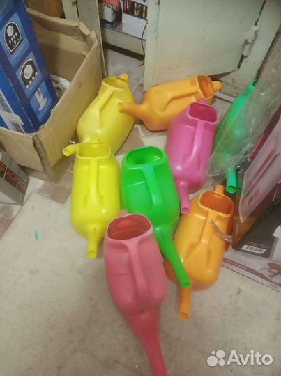 Лейки садовые от 5 л до 12 л