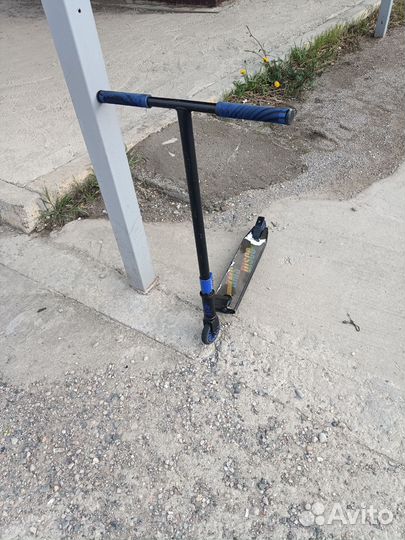 Трюковои самокат