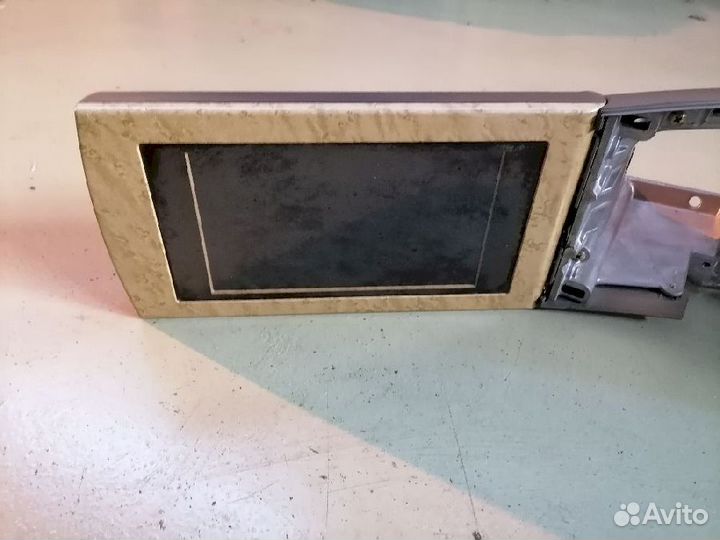 Монитор (дисплей) Nissan Elgrand E51