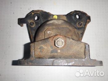 Подушка двигателя 1236238010