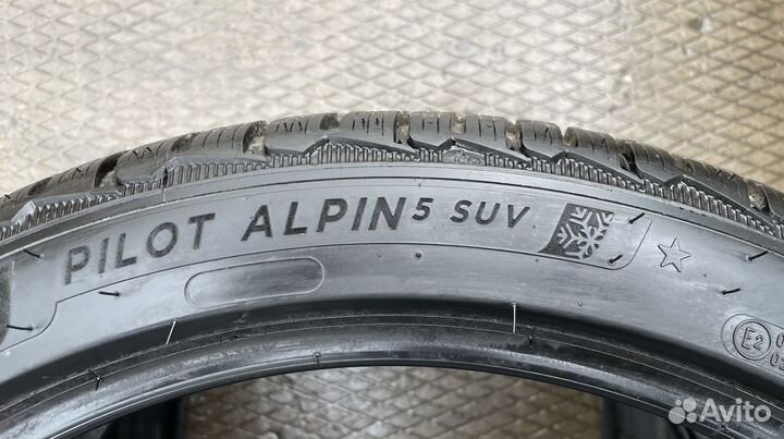 Michelin Pilot Alpin 5 SUV 295/35 R21