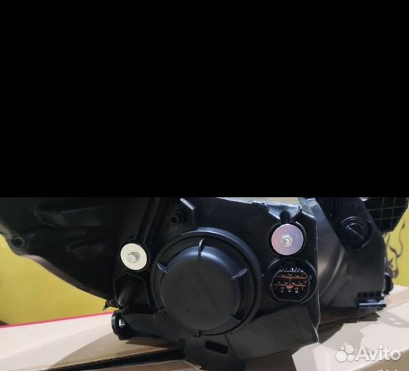 Фара передняя левая Kia Rio 3 2014