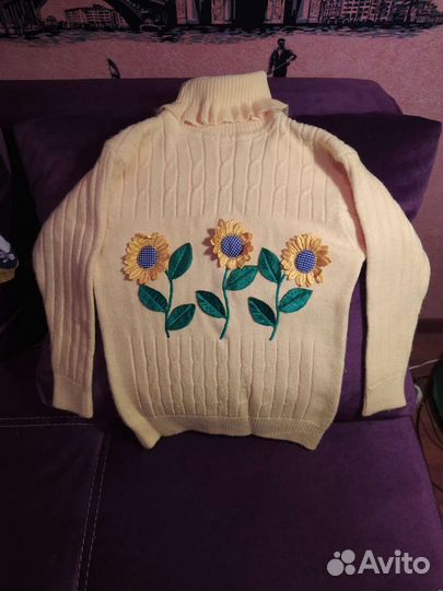 Свитер на девочку