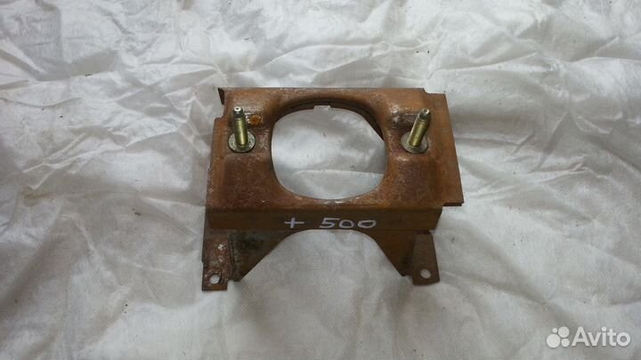 Ауди А100 C3 - рамка крепления кулисы переключения