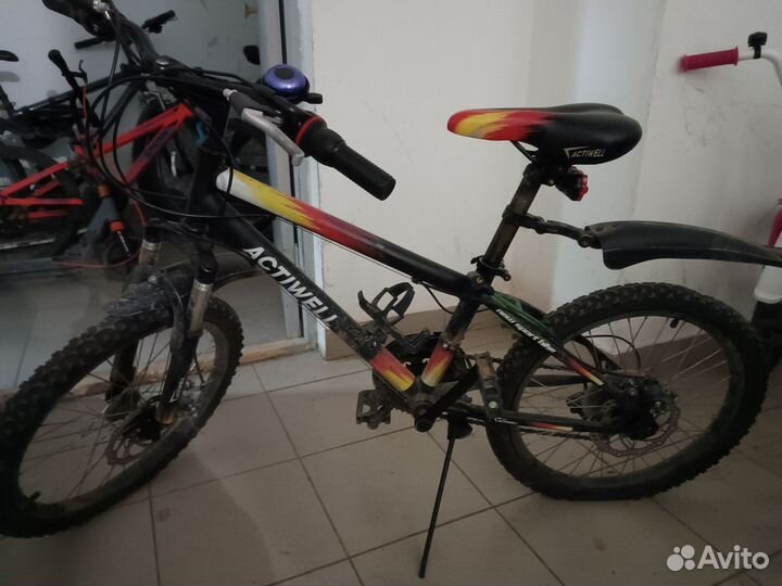 Велосипед подростковый 16 б/у