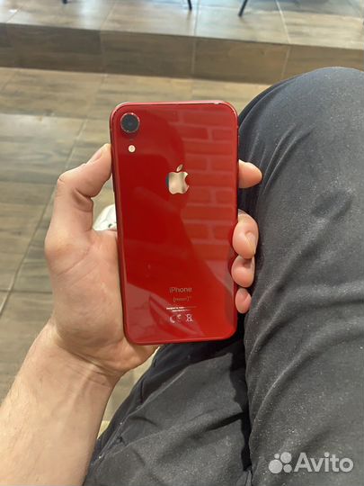 iPhone Xr, 64 ГБ