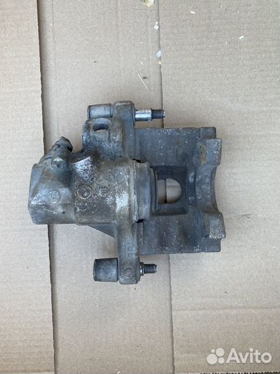 Супорт задний правый форд фокус 2