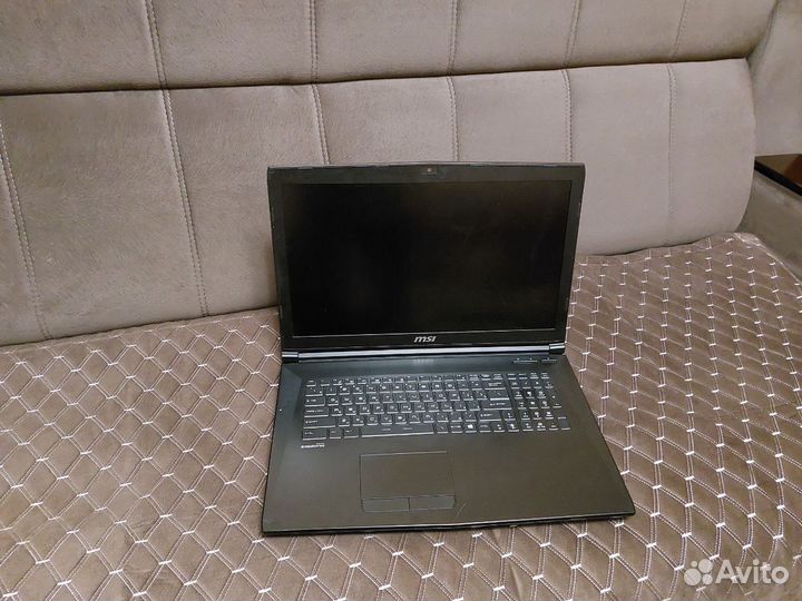 Игровой ноутбук msi 17 3