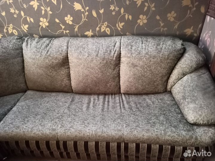 Угловой диван бу