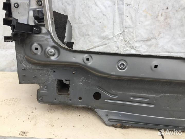 Б/У Панель задняя 575813303A VAG