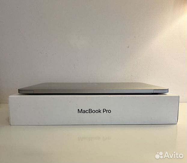 MacBook Pro 13 (2017 i5/8/512)