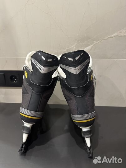 Хоккейные коньки Bauer