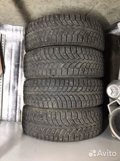 Bridgestone Blizzak Spike-01 195/65 R15
