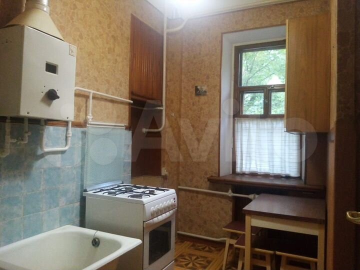 2-к. квартира, 38,5 м², 1/4 эт.