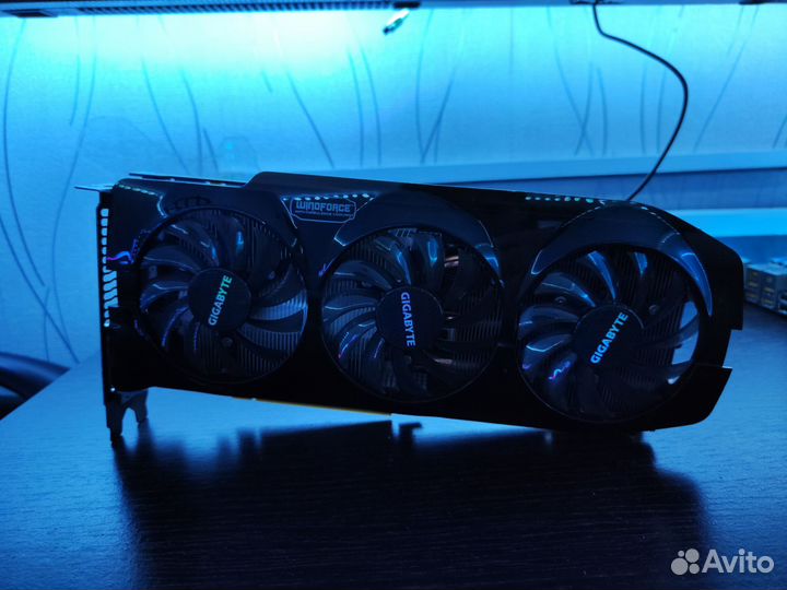 Gigabyte GTX670 windforce OC 2GB