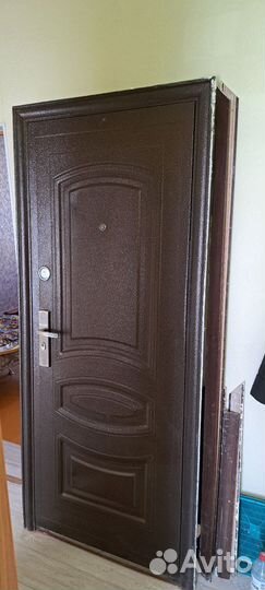 Дверь входная