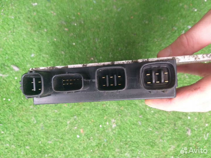 Блок управления форсунками lexus is 250