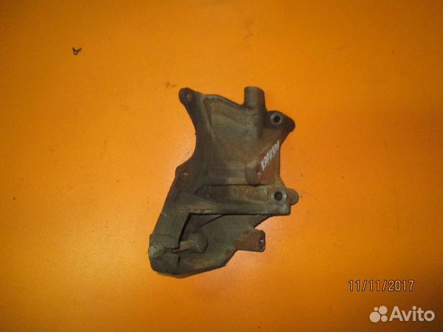 Кронштейн гидроусилителя Mitsubishi Carisma (DA)