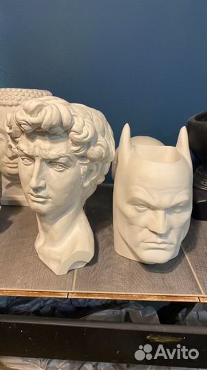 Гипсовая фигурки статуэтки кашпо