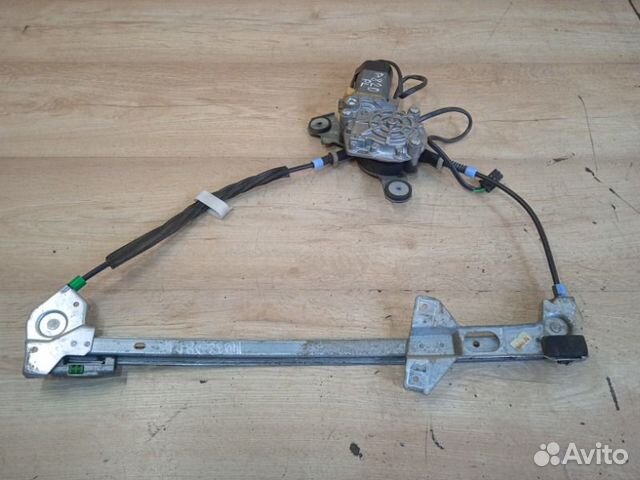 Стеклоподъемник электрический передний левый Audi