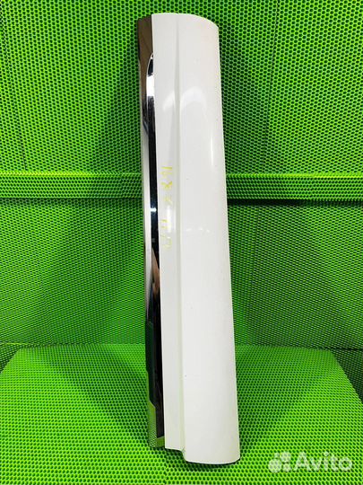 Молдинг двери передний правый Volkswagen Touareg